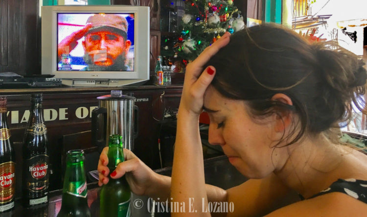 Bar. Día de la muerte de Fidel Castro