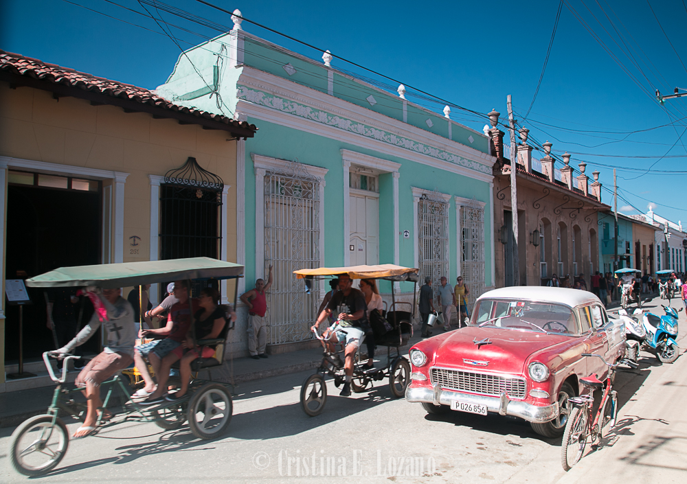 Guía rápida de Cuba- una calle de Trinidad, Cuba-4